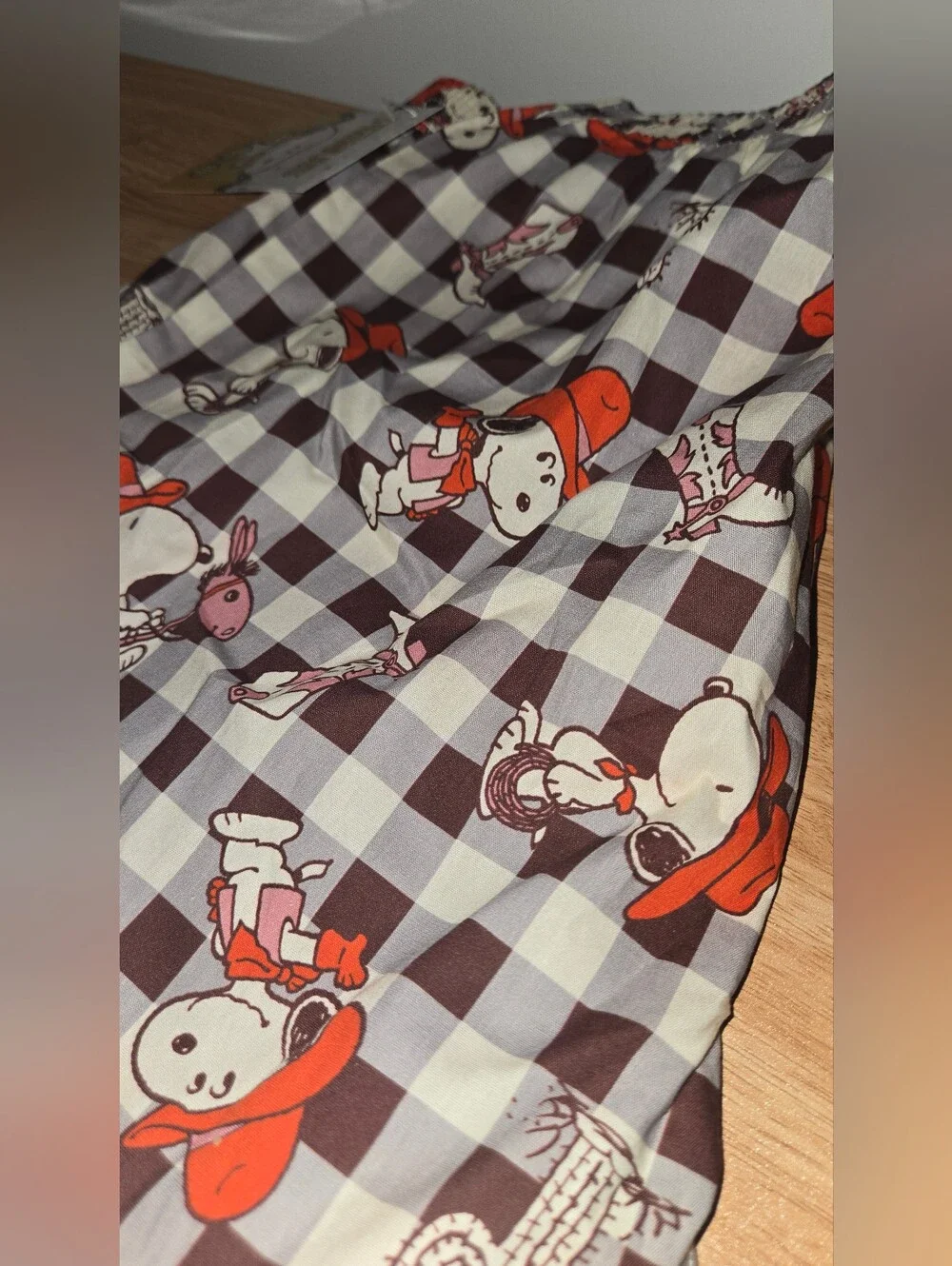 Peanuts prints throughout